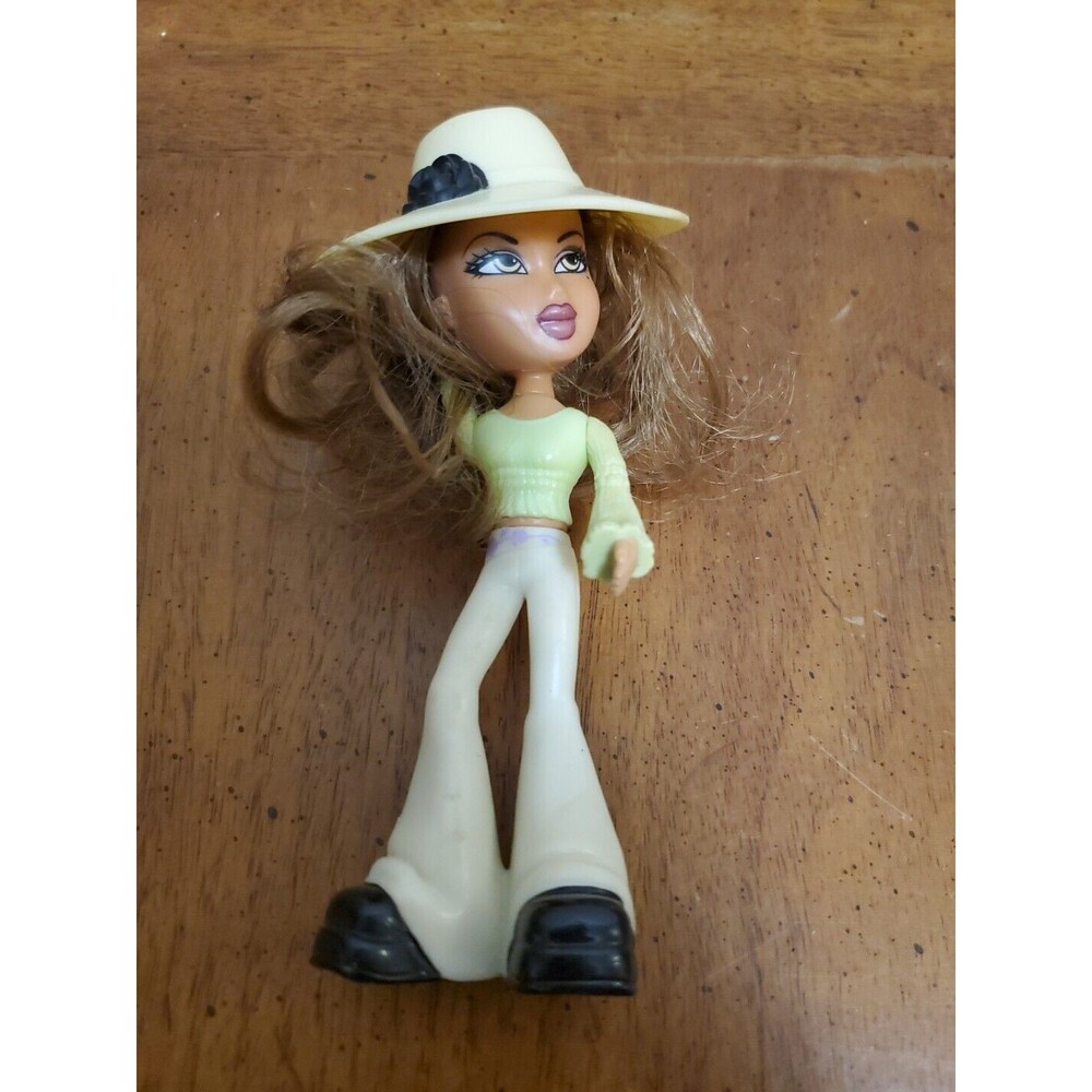 Bratz Yasmin - McDonald’s Happy Meal Toy 2003 - 5” Toy Doll, McD Corp B7 Cute